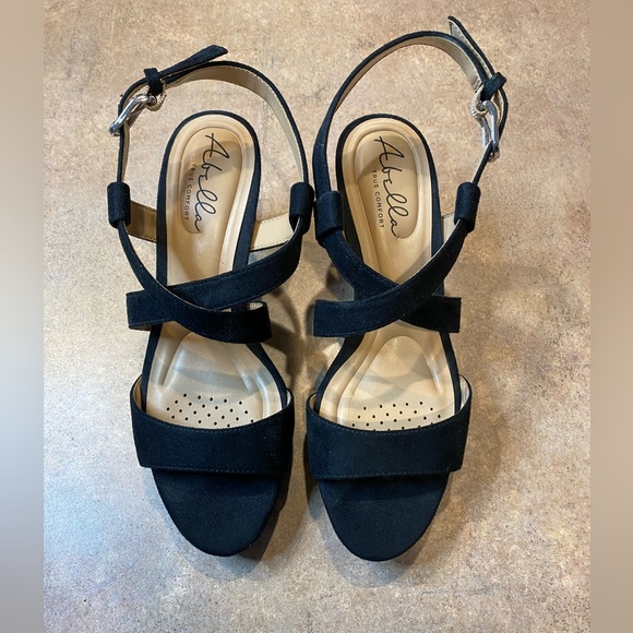 Open toe sandal heels NEW - Picture 1 of 6